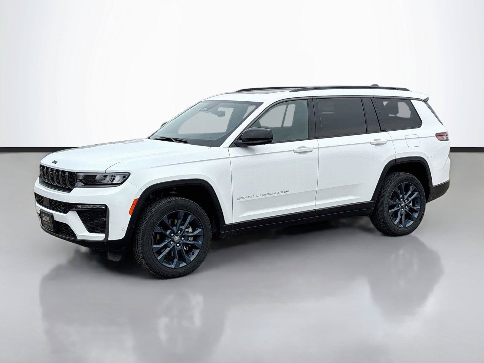 New 2026 Jeep Grand Cherokee L Limited AWD/4WD image 4