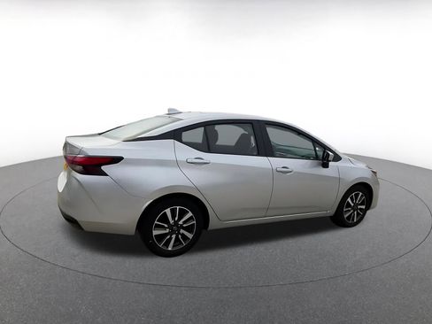 Used 2025 Nissan Versa SV FWD image 14