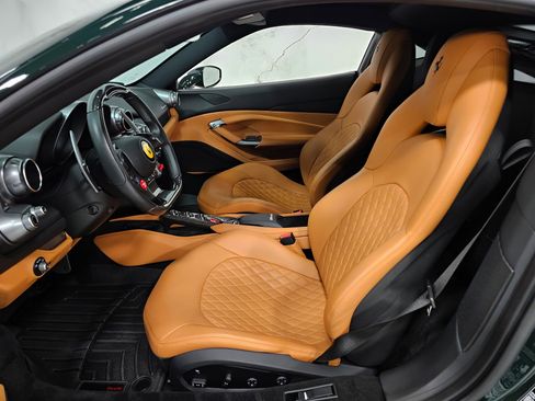 Used 2022 Ferrari F8 Tributo image 21