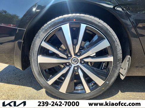 Used 2022 Nissan Altima 2.5 SR FWD image 8