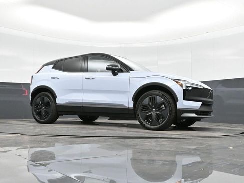New 2026 Volvo EX30 Cross Country Ultra w/ Protection Package Premier image 31