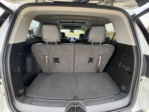 Used 2018 GMC Acadia SLT w/ LPO, Protection Package image 31