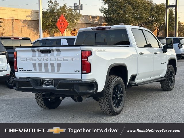 New 2026 Chevrolet Silverado 2500 LTZ AWD/4WD image 4