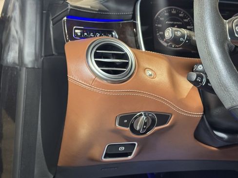 Used 2015 Mercedes-Benz S 63 AMG 4MATIC Coupe image 33