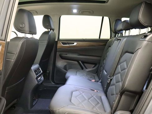 New 2026 Volkswagen Atlas SE AWD/4WD image 15