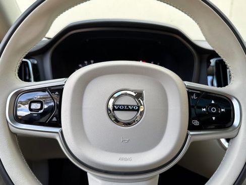 New 2025 Volvo V60 B5 Cross Country Plus w/ Protection Package Premier image 21