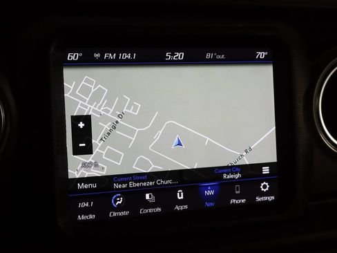Used 2022 Jeep Wrangler Unlimited Sahara AWD/4WD image 37