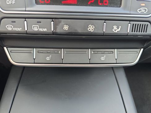 Used 2019 Kia Sorento FWD w/ LX Convenience Package image 19