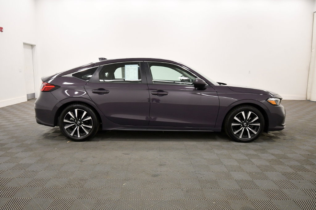 Certified 2024 Honda Civic EX-L image 9