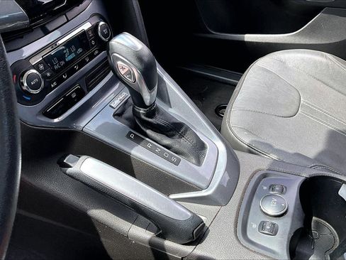 Used 2013 Ford Focus Titanium w/ Titanium Handling Pkg FWD image 16