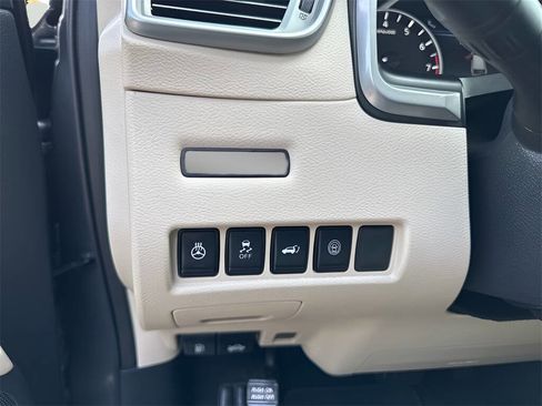 Used 2024 Nissan Murano SL image 25