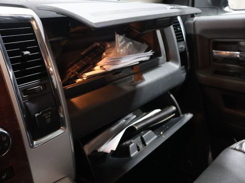 Used 2012 RAM 1500 Laramie image 29