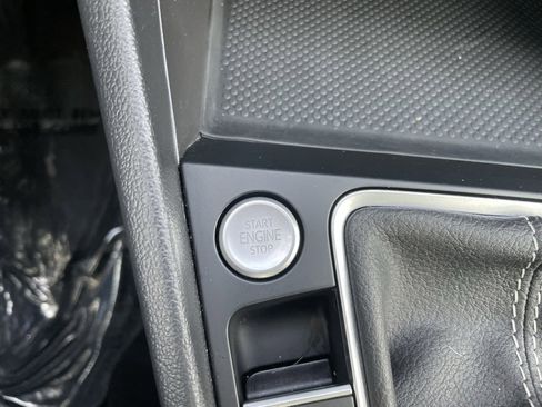 Used 2024 Volkswagen Jetta SE image 14