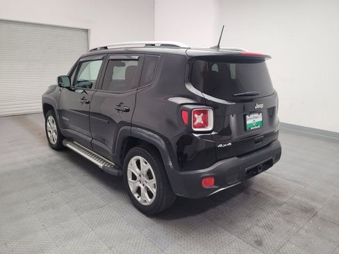 Used 2018 Jeep Renegade Limited w/ UConnect 8.4 Nav Group AWD/4WD image 5