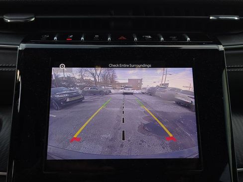 Used 2024 Jeep Grand Cherokee Altitude image 21