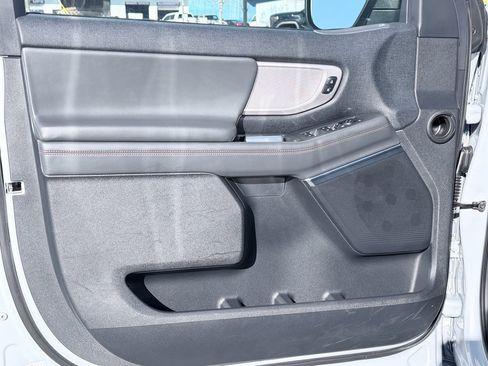 Used 2025 Ford Expedition Max Active image 25