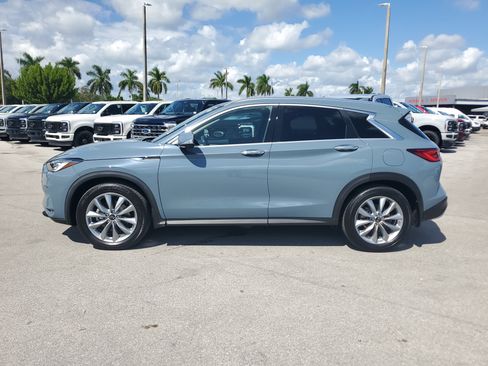 Used 2022 INFINITI QX50 Essential image 8