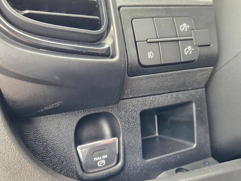 Used 2023 RAM ProMaster 2500 w/ Driver Convenience Group FWD image 30