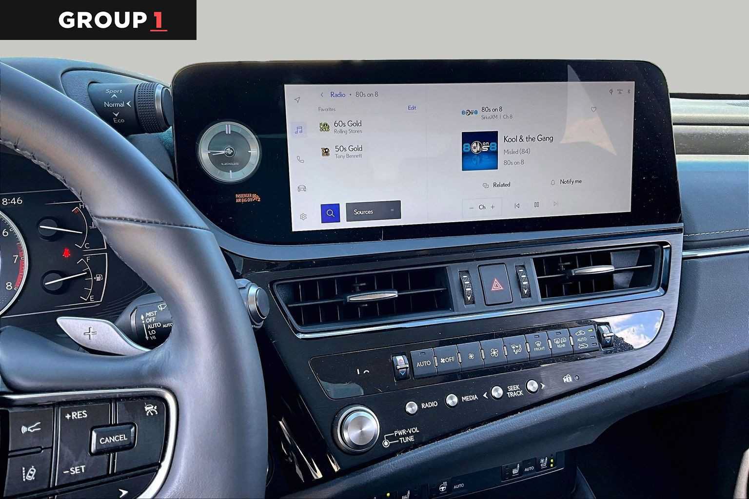 Used 2023 Lexus ES 350 w/ Premium Package FWD image 6