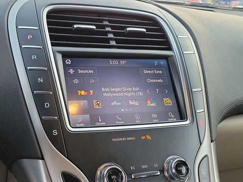 Certified 2020 Lincoln Nautilus Premier w/ Equipment Group 101A image 27