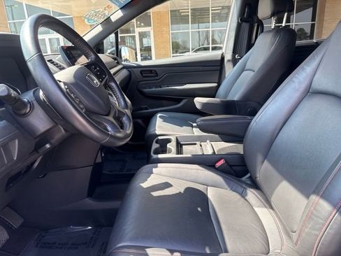 Used 2023 Honda Odyssey Sport image 8