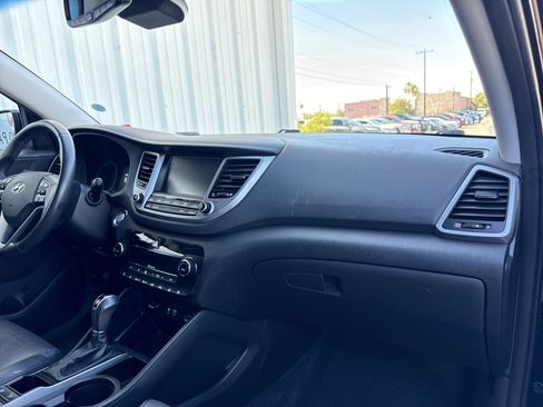 Used 2017 Hyundai Tucson Limited w/ Limited Ultimate Package 03 image 39