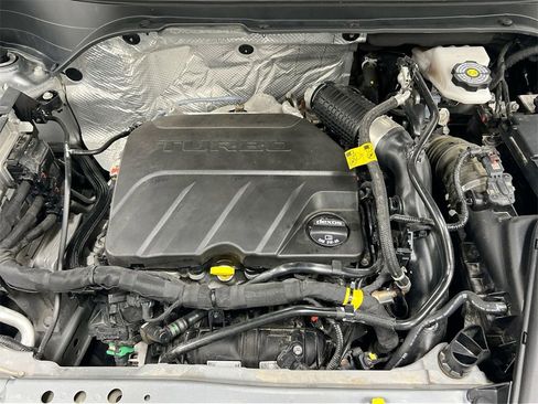 Used 2024 Chevrolet Trax ACTIV w/ Sunroof Package image 25