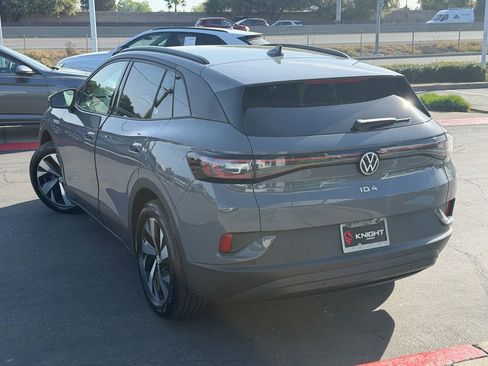 New 2026 Volkswagen ID.4 Pro image 8