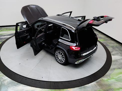 Used 2021 Mercedes-Benz GLB 250 GLB250 image 39