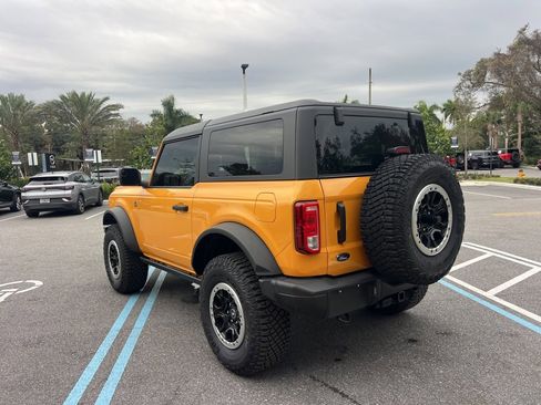 Used 2022 Ford Bronco Black Diamond w/ Sasquatch Package image 14
