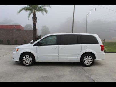 Used 2017 Dodge Grand Caravan SE w/ Power Window Group