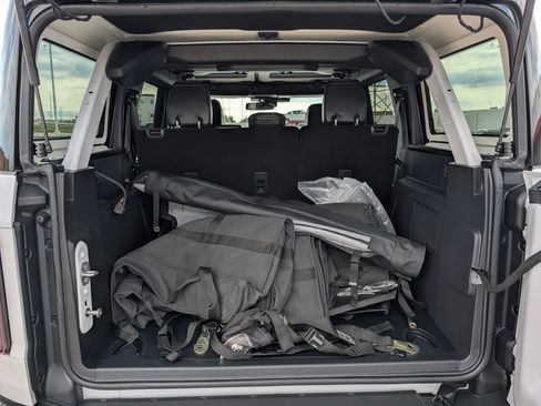 Used 2025 Ford Bronco Badlands AWD/4WD image 18