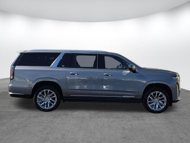 Used 2021 Cadillac Escalade ESV Premium Luxury w/ Driver Assist Tech Package AWD/4WD image 3