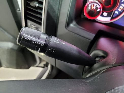 Used 2018 RAM 1500 Sport image 42