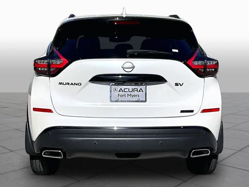 Used 2024 Nissan Murano SV w/ SV Midnight Edition Package FWD image 5