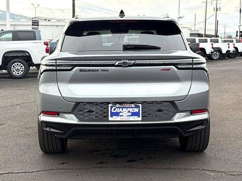 New 2026 Chevrolet Equinox EV RS image 6