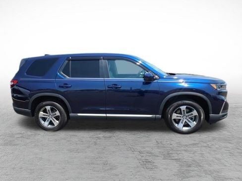 Used 2024 Honda Pilot EX-L image 5