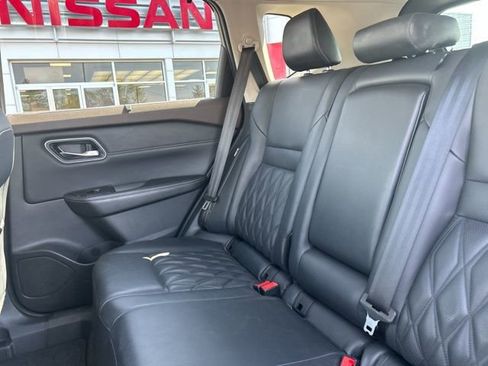 Used 2021 Nissan Rogue Platinum AWD/4WD image 20