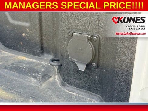 Used 2023 GMC Sierra 1500 SLT w/ SLT Convenience Package image 24