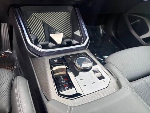 Used 2025 BMW X3 xDrive30i w/ Convenience Package AWD/4WD image 22
