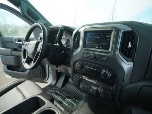 Used 2024 Chevrolet Silverado 1500 W/T w/ WT Value Package image 30