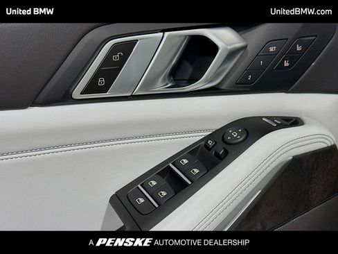 New 2026 BMW X5 sDrive40i image 3