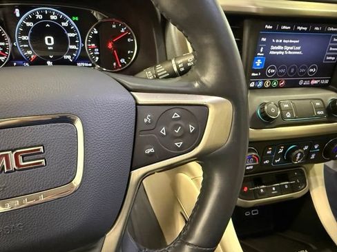 Used 2020 GMC Acadia Denali w/ Technology Package AWD/4WD image 18