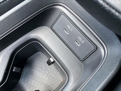 New 2026 Nissan Leaf SV+ w/ Floor Mat Package (SV+) FWD image 19