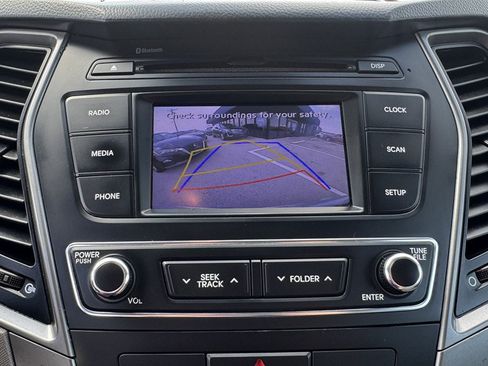 Used 2018 Hyundai Santa Fe Sport FWD image 20