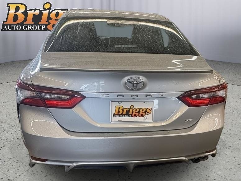 Used 2024 Toyota Camry SE FWD image 6