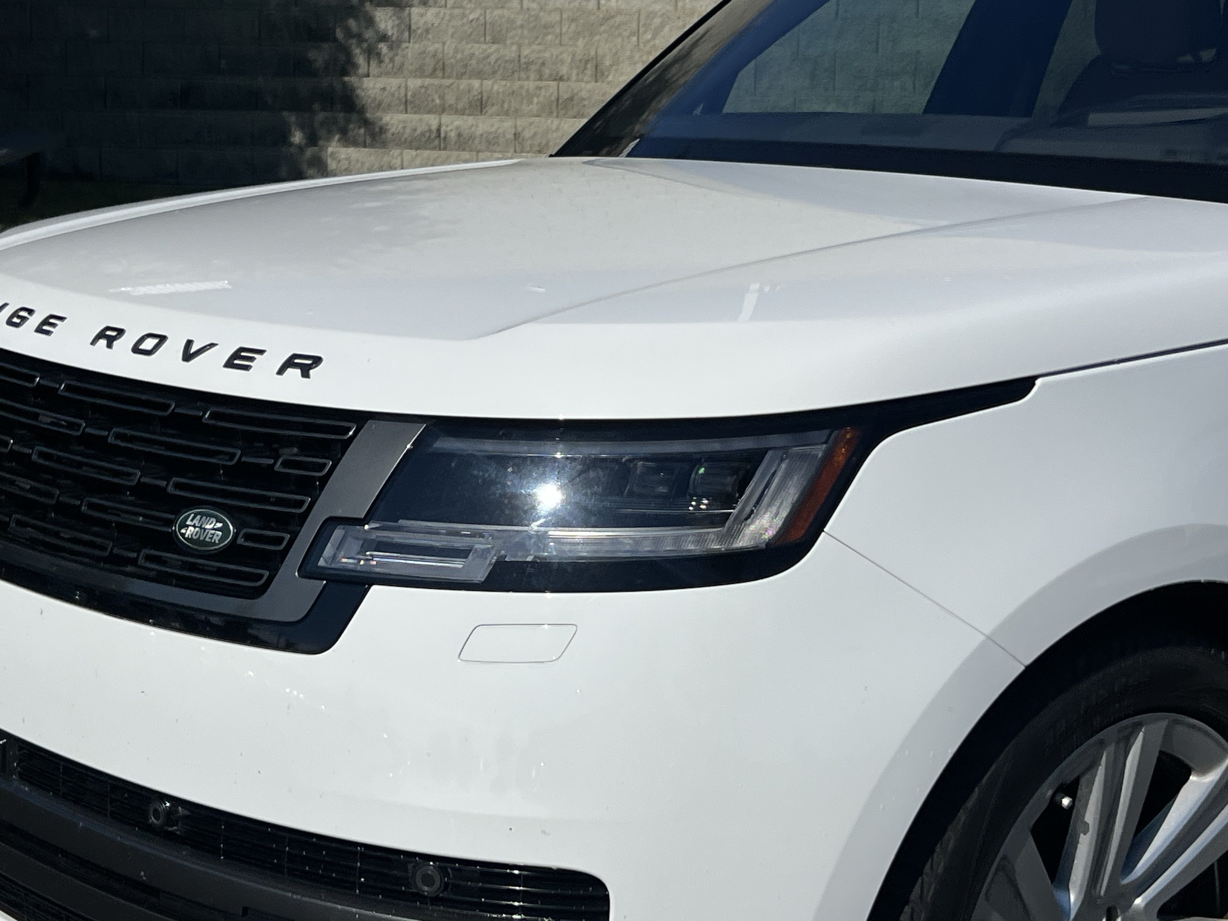Used 2023 Land Rover Range Rover SE AWD/4WD image 13