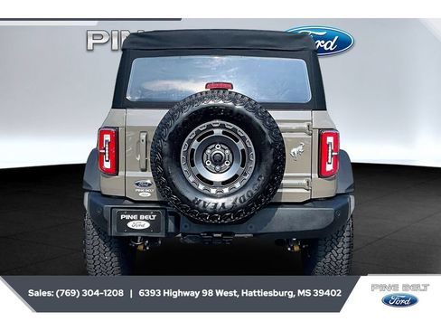 Used 2025 Ford Bronco Outer Banks w/ Sasquatch Package AWD/4WD image 4
