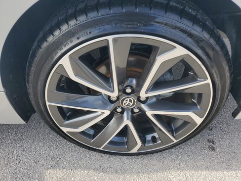 Used 2021 Toyota Corolla SE image 9