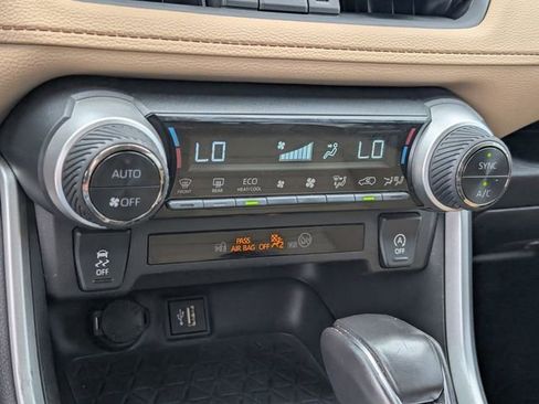 Used 2025 Toyota RAV4 XLE Premium FWD image 15